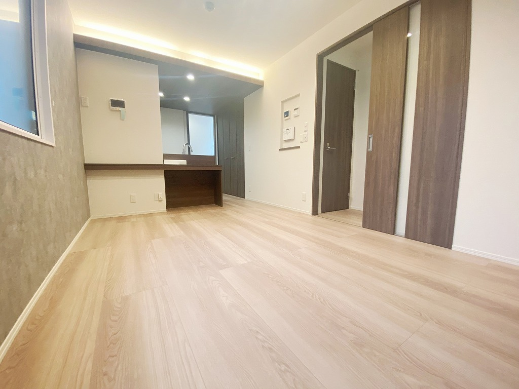 ノーブルラフィネ白幡の居間・リビング