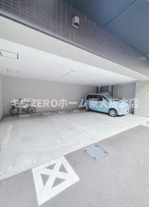 大阪市東成区中本２丁目の賃貸マンションの駐車場