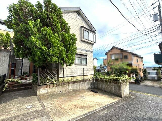 町田市小山町の中古一戸建の前面道路含む現地写真|是非現地をご覧ください 
