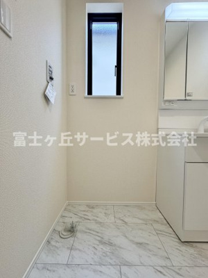 【ランドリースペース】 | 静岡市葵区北番町 2期 新築一戸建て A号棟 | 洗濯機置き場です