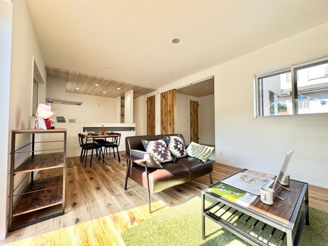 【居間・リビング】 | 八千代市八千代台南２丁目 | 建築施工例