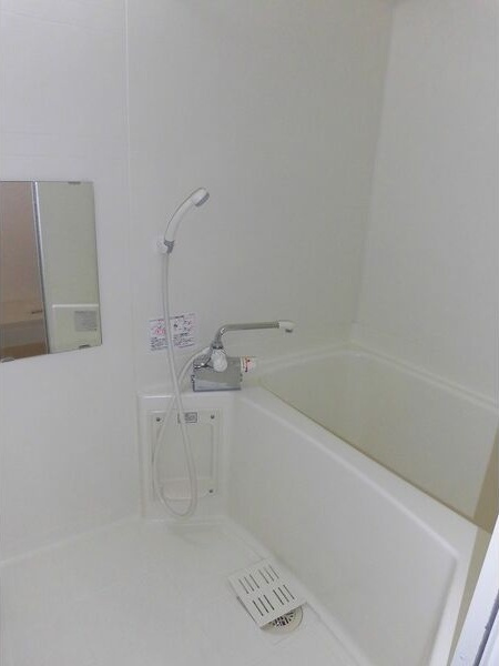 リアライズ名城公園の浴室