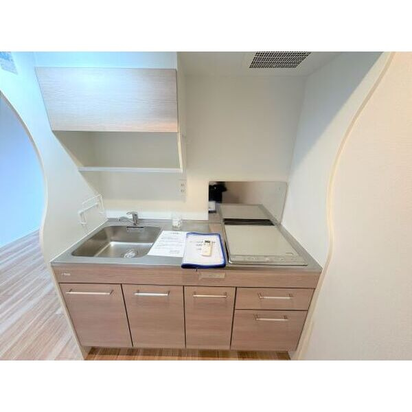 セレニテ西中島アリア弐番館のキッチン