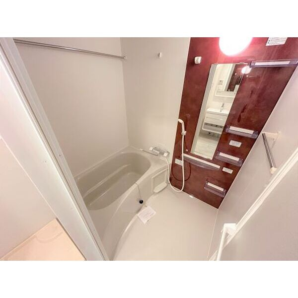 セレニテ西中島アリア弐番館の浴室