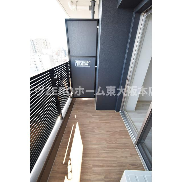 アドバンス大阪バレンシアのバルコニー