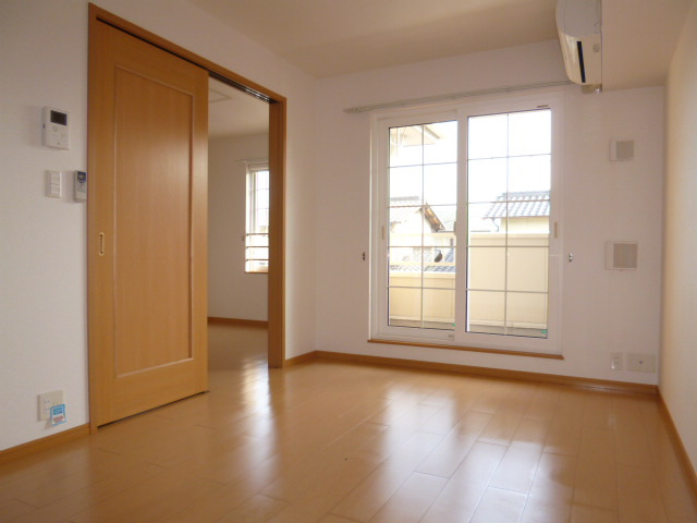 グローリアＢの居間・リビング|リビング