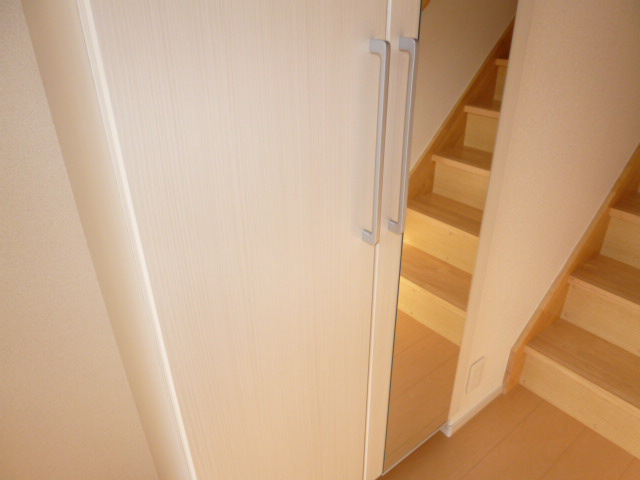 ピュアグリーンＢの玄関