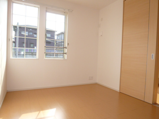 ピュアグリーンＢの洋室