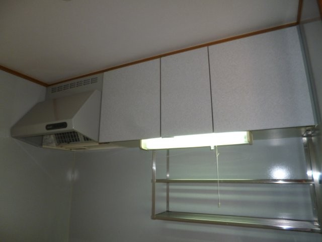 アップフィールドのキッチン|キッチン上収納