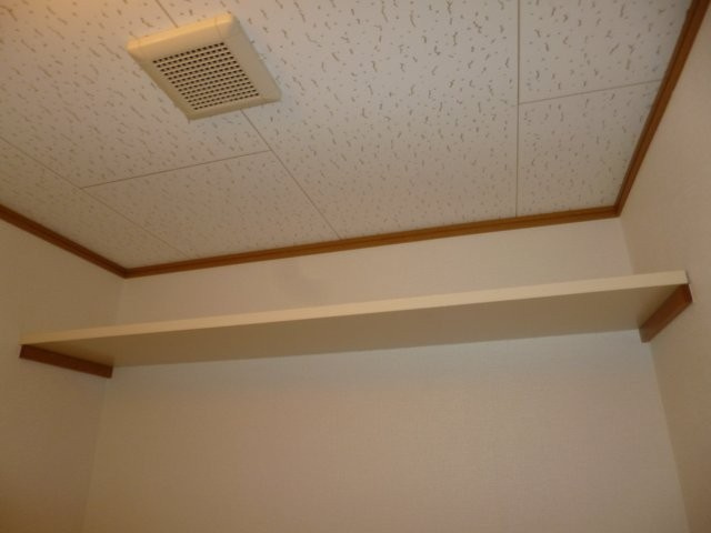 アップフィールドの洗面所|洗面所棚