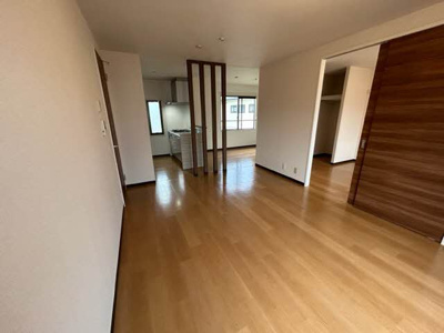 【居間・リビング】 | ラフォーレ野出Ｄ棟