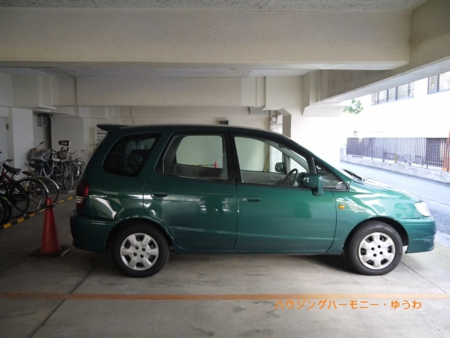 【駐車場】 | 目白ハイツ | 建物内に、駐車場も完備。