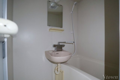 【洗面所】 | ロアール | 忙しい朝には欠かせない洗面所です