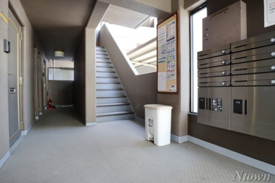 【ロビー】 | ロアール | ゆとりのあるロビーです