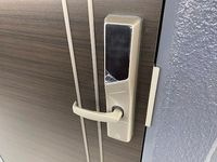 ヴィーヴル　-ｖｉｖｒｅ-の玄関|玄関のセキュリティ設備〇