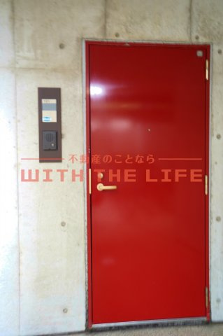 ロッヂングスオーク【キャッシュバック対象物件】の玄関|ゆったりとした玄関です