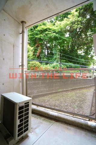 ロッヂングスオーク【キャッシュバック対象物件】のバルコニー|バルコニーがあります