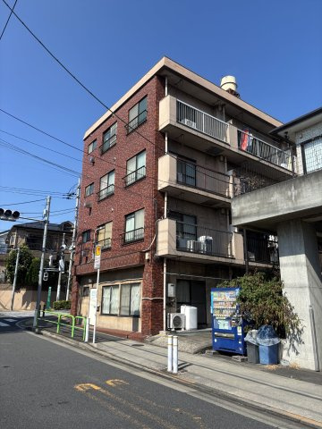 【外観】 | グリーンヒル徳丸 | 住む人を映し出す洗練された佇まいは、いつまでも輝き続けながらいつしか街の風景に溶け込んでいきます。