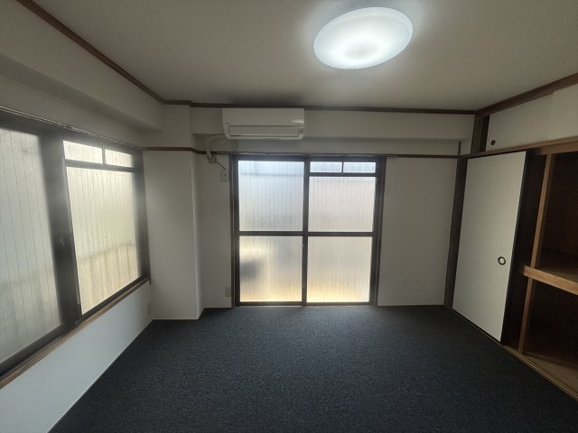 【洋室】 | グリーンヒル徳丸 | うららかな陽射しがどのお部屋にも降り注ぎますように、快適さを追求した間取設計。