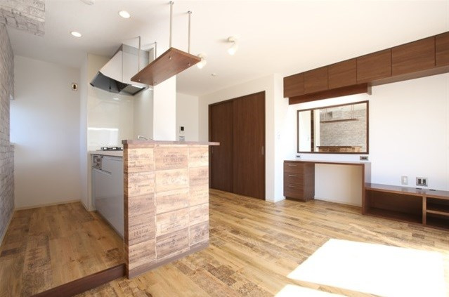 ボニール鶴里の居間・リビング