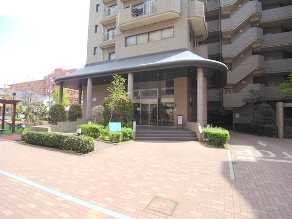 ブライトコート平井　3階　リ　ノベーションのエントランス