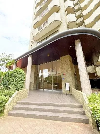 仲介手数料無料　ブライトコート平井　3階　リノベーション済のエントランス