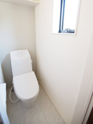 【トイレ】 | Livele Garden.S　御山沢田　４号棟 | ★内覧予約で新米4kg★