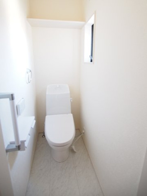 【トイレ】 | Livele Garden.S　御山沢田　４号棟 | ★内覧予約で新米4kg★