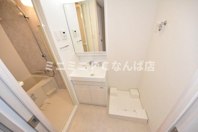 エスレジデンス難波大国町トレスの洗面所