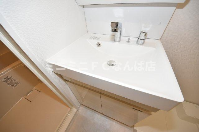 エスレジデンス難波大国町トレス