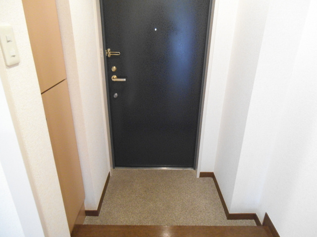 モンプラトー平山の玄関|玄関はこんな感じです！
