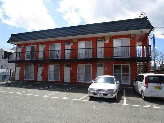 コスモハイツC棟の外観