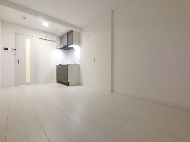 ペルル穴川の居間・リビング