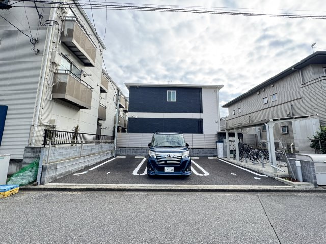 ＧＲＡＣＥＲＹの駐車場