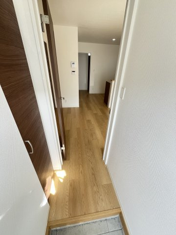 カルムコート東棟の玄関