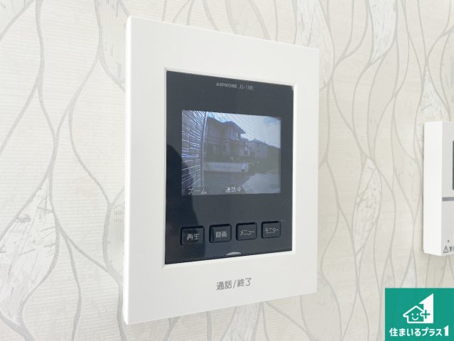 明石市太寺天王町　新築一戸建ての防犯設備|カラーモニターインターホン！声だけでなく来訪者の姿や顔がモニターで確認できるので、小さなお子様がいらっしゃるご家庭でも安心できます！