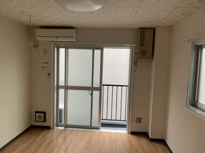 【居間・リビング】 | サニーコーポ