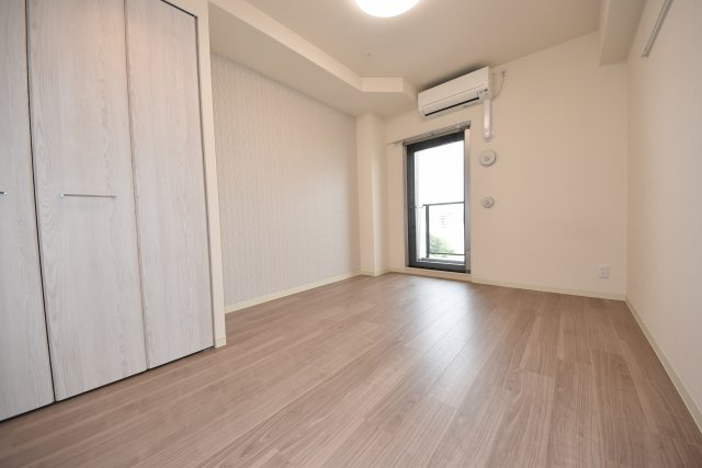 プレサンス四天王寺前夕陽ヶ丘アクティの居間・リビング