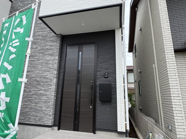 柏市亀甲台町２丁目新築戸建のエントランス|エントランス・玄関ポーチ