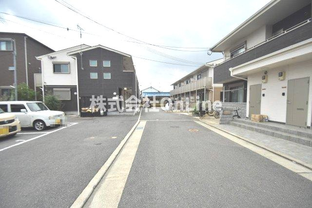 アムールD棟の駐車場