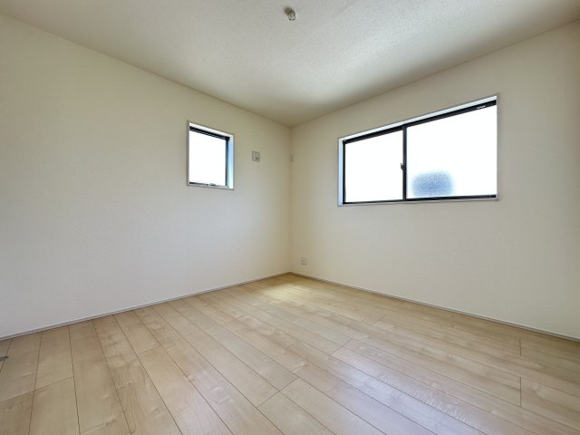 神戸市須磨区北落合4丁目新築戸建1号棟の洋室