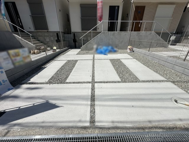 神戸市須磨区北落合4丁目新築戸建2号棟の駐車場
