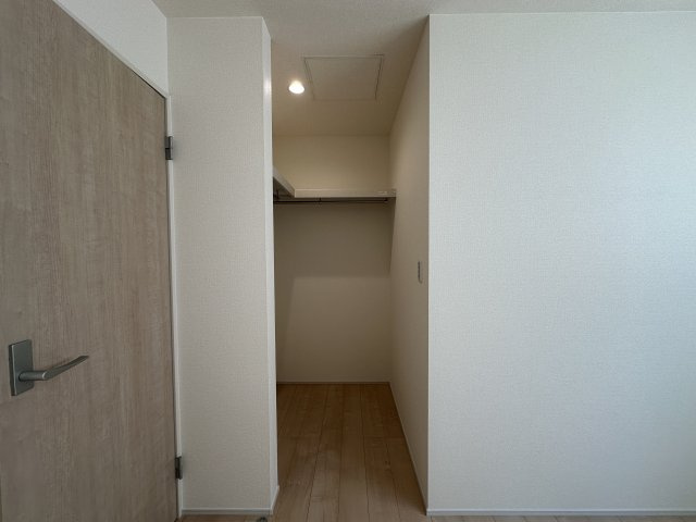神戸市須磨区北落合4丁目新築戸建4号棟の収納