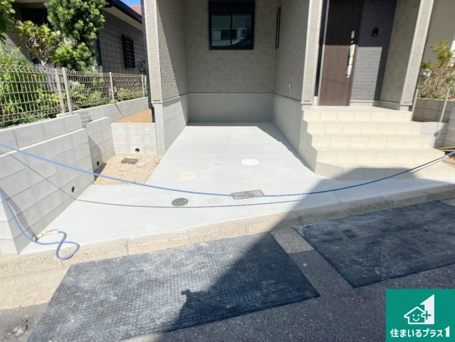 明石市太寺天王町　新築一戸建ての駐車場|駐車スペース！散水栓があるので、こまめに愛車を洗えます！