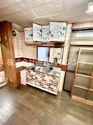 寝屋川市太秦緑が丘の一戸建てのキッチン
