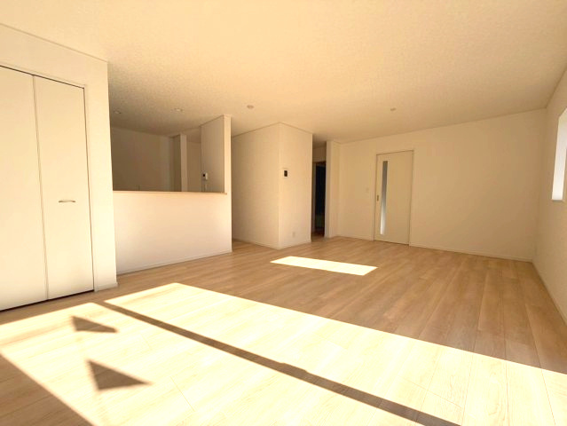 吉野町　新築戸建ての居間・リビング