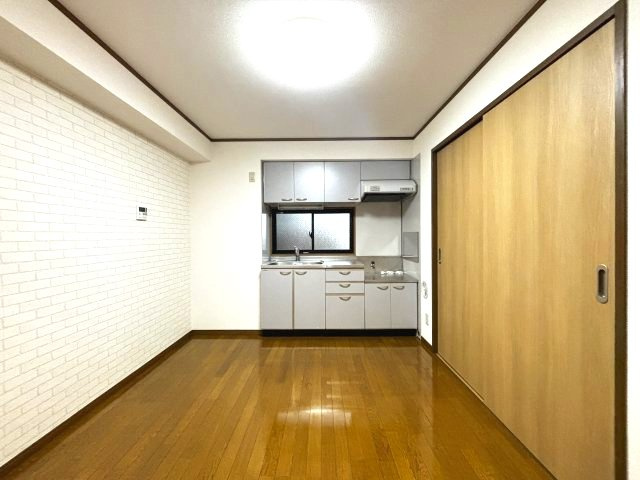 ベルデュールの居間・リビング