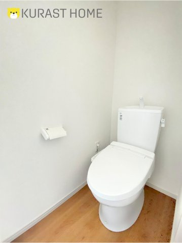 長岡京市滝ノ町1丁目　新築戸建のトイレ|1階トイレ