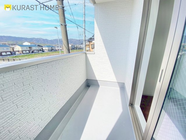 長岡京市滝ノ町1丁目　新築戸建のバルコニー