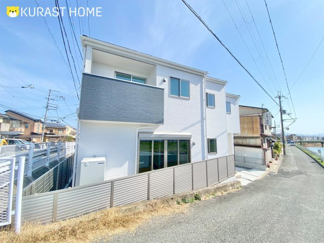 長岡京市滝ノ町1丁目　新築戸建の外観